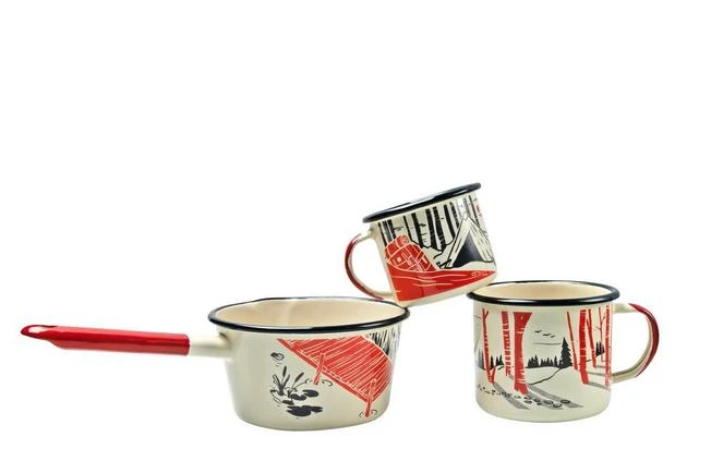 Knivesandtools Enamel Set E-SET-01, Mugs 8 Cm, 10 Cm & Saucepan 14 Cm, Enamel Crockery