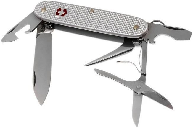 Victorinox Pioneer X