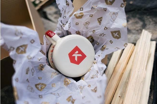 Knivesandtools Enamel Mug E-MG-L-01, Large 10 Cm, Enamel Mug - Image 6